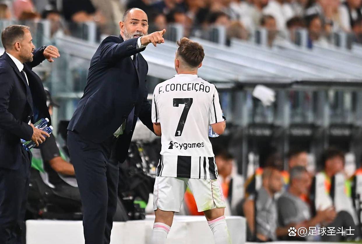 包含尤文图斯胜负交錯，晋级露手教！的词条