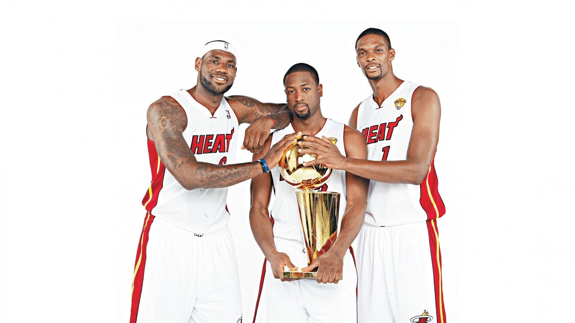 塔图姆关键先生本色尽显,深圳队一波流带走广东队