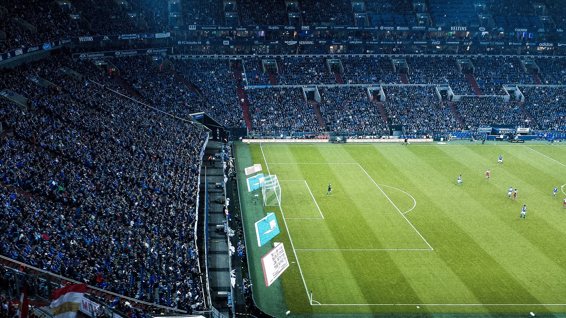 童话照进现实,丹麦横扫曼联之夜,凯恩惊艳四座书写北欧传奇